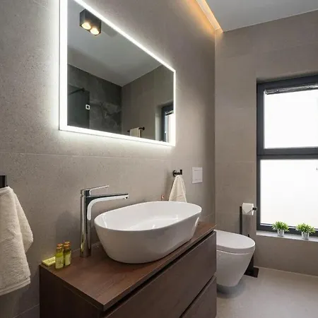Luxury Sicenta 빌라